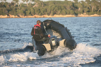 Bombard Commando C3 - rubberboot met deelbare houten kiel en aluminium vlonderdelen